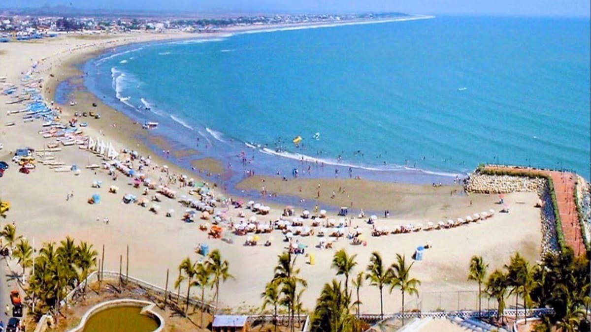 praia de mancora piura surf e sol